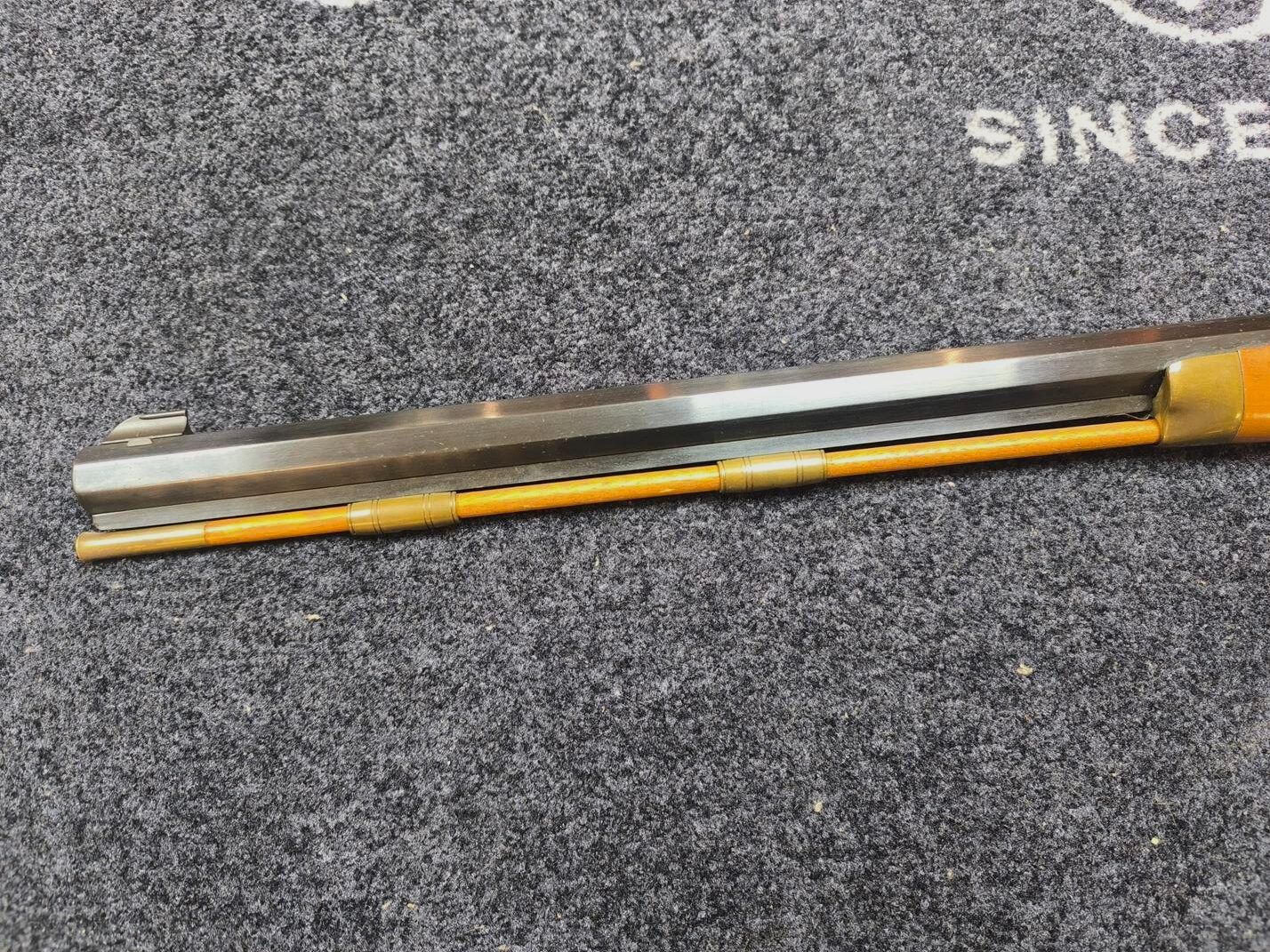Hawken Thompson Vorderladergewehr Kal. .45 – Steinschloss, Bild 7 von 9