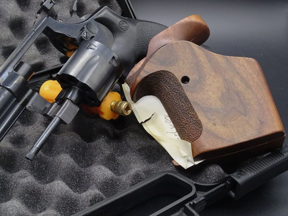 ERMA ER 773 caliber .32 S&W long 6" match grip ER773