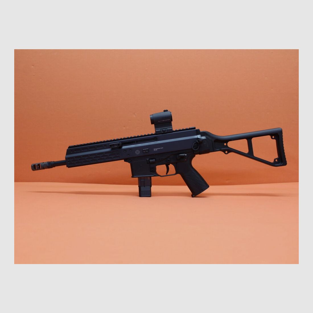 B&T AG Ha.Büchse 9mm Luger B&T AG APC9 Sport DE, 270mm barrel with muzzle compensator/ Aimpoint Micro T-1