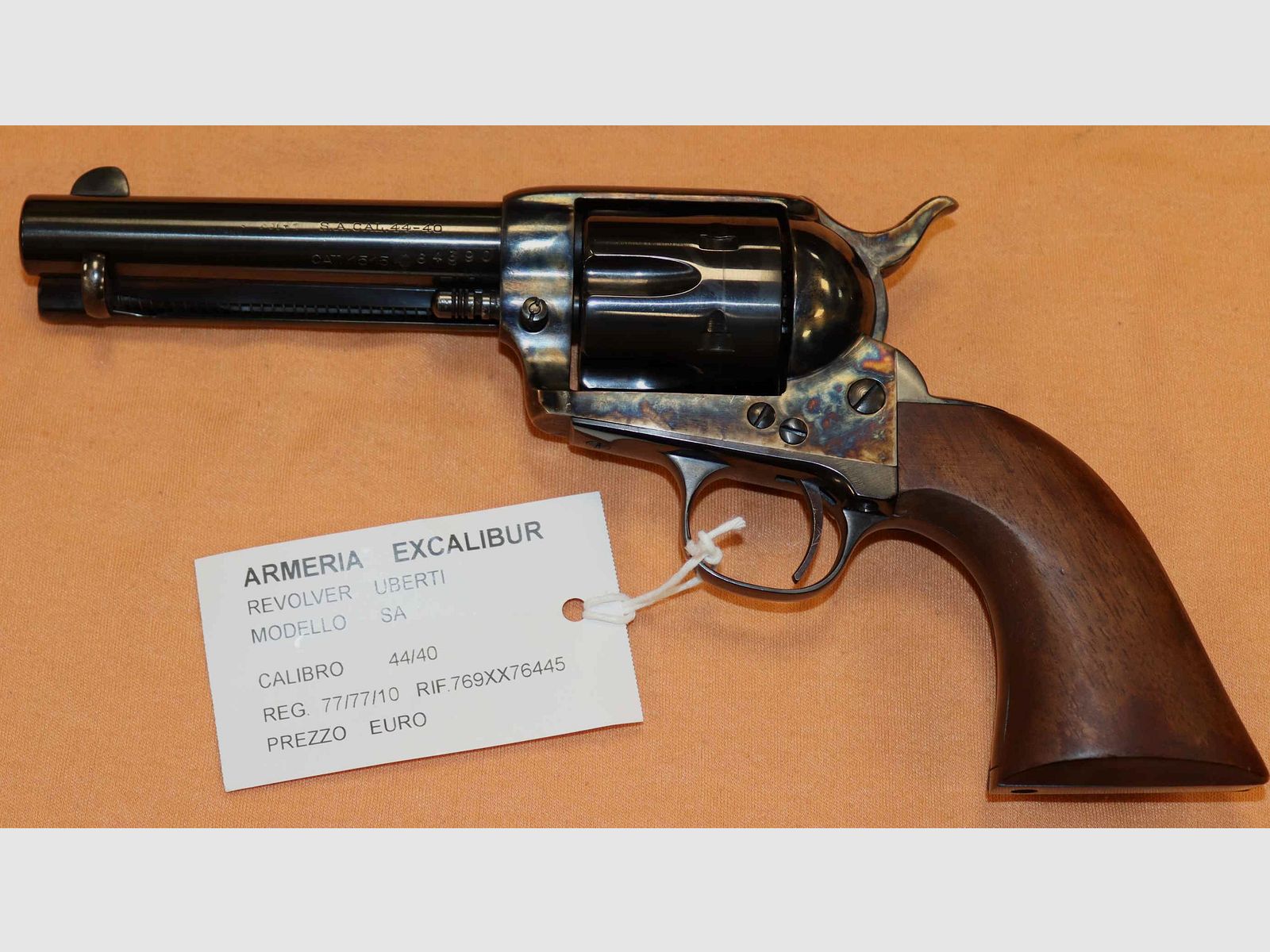 Revolver Uberti Model 1873 Cattleman SA Quick Draw Caliber 44/40 Sportivo, image 3 of 9