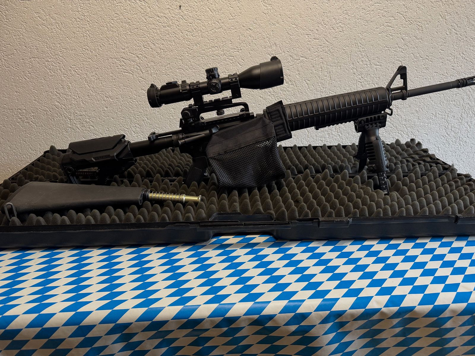 Selbstladebüchse Sabre -Defence XR15 20“ ( M16) mit ZF und Zweibein