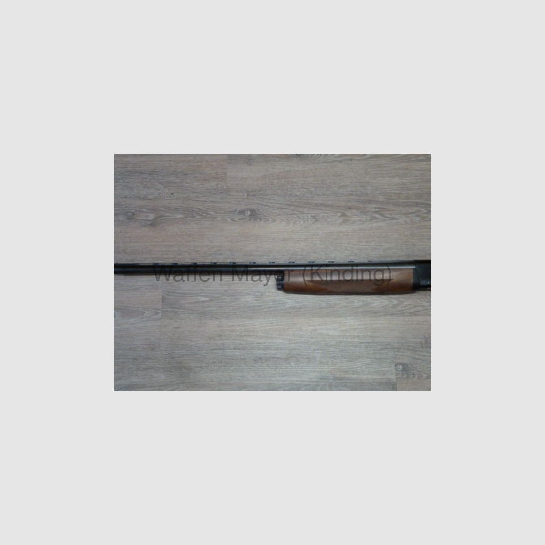 SKB self-loading shotgun