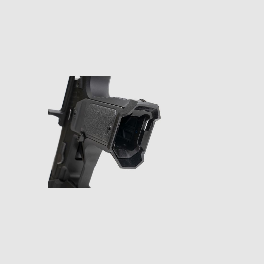 STRIKE INDUSTRIES MAGWELL POUR CHÂSSIS MODULAIRE (SMC)-ALPHA POUR SIG SAUER P320, image 5 sur 5