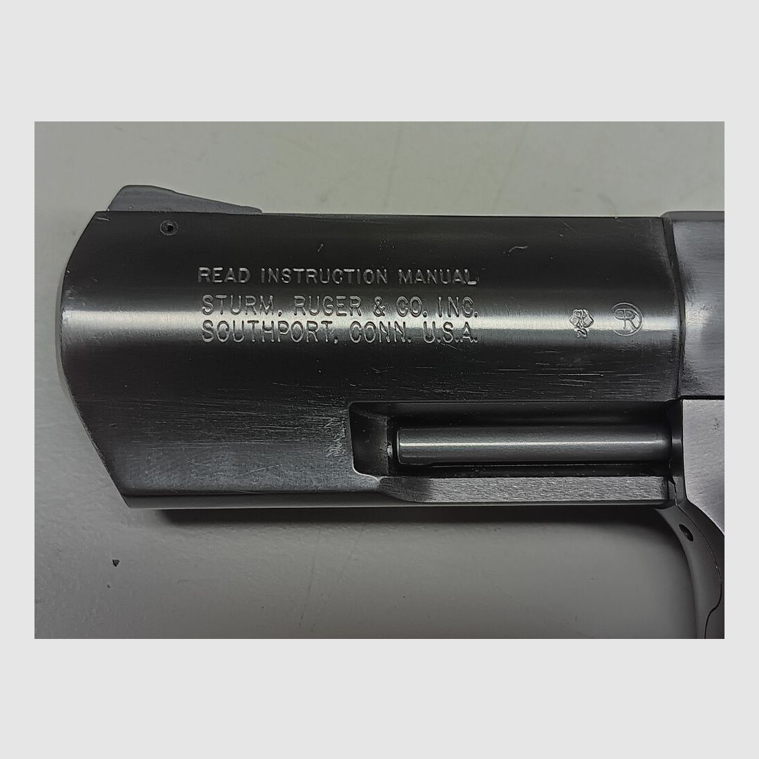 Sturm , Ruger & Co. Southport Mod. SP 101