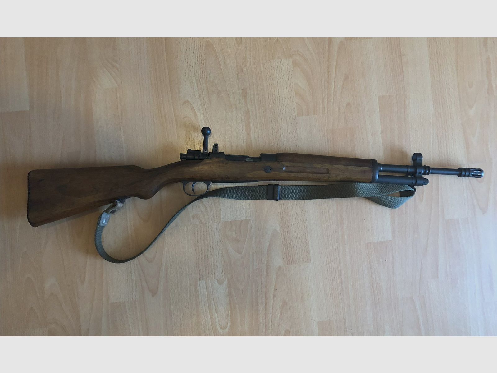 FR-8, Bild 1 von 6
