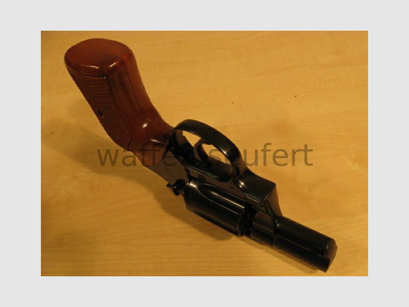 Colt Detective 2 pouces de canon avec grandes plaquettes en bois