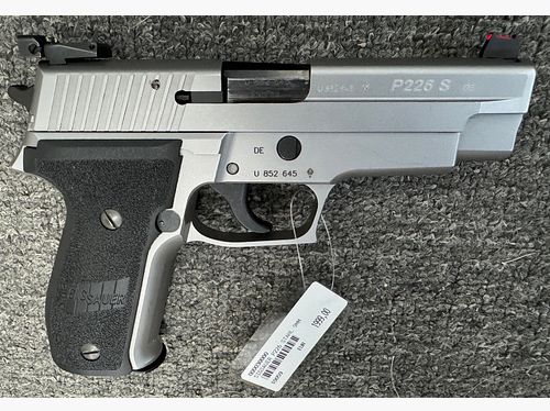 SIG Sauer P226 Stainless 9mm