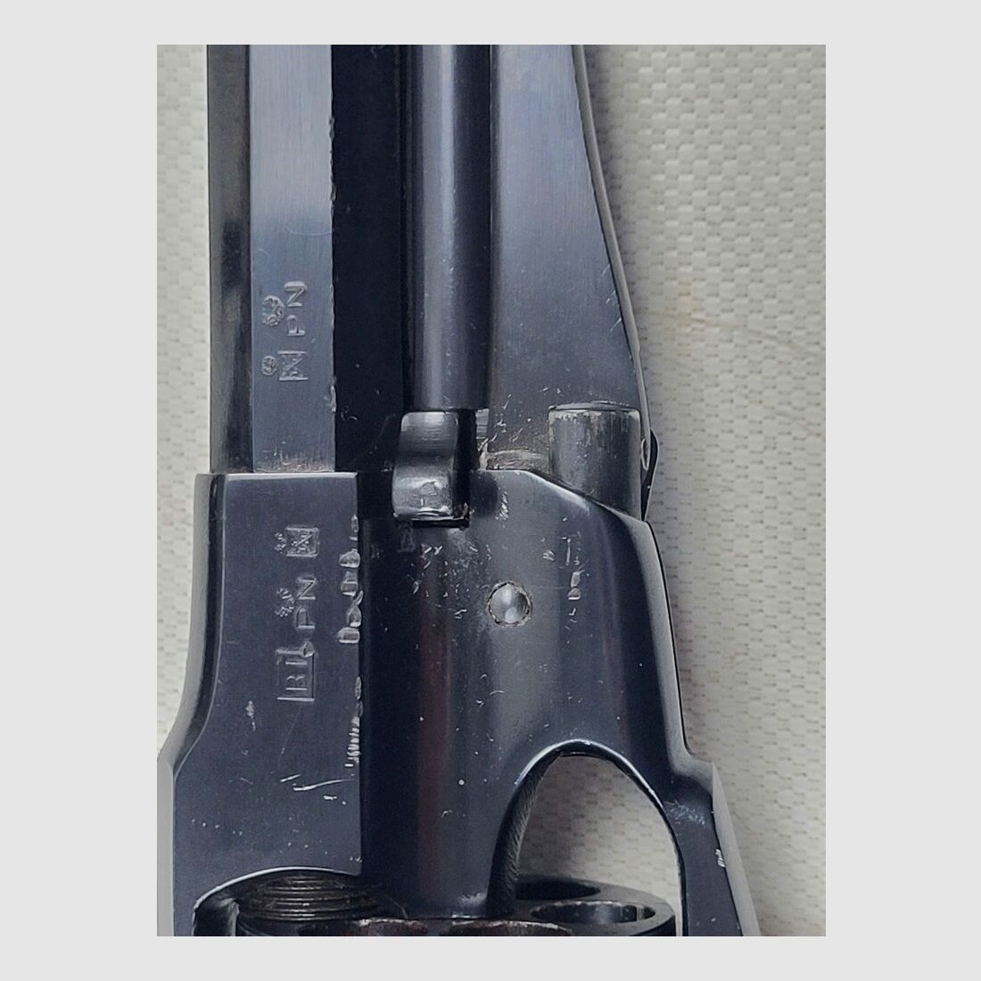 Hege Uberti New Army