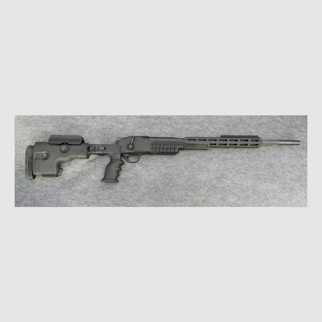 Blaser R8 mit GRS Ragnarok Chassis