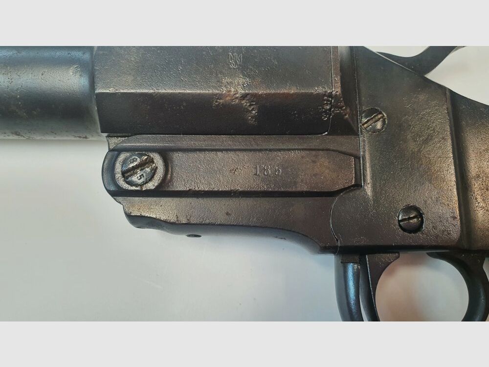 Waffenhauptfabrik Viena Pistola de señal Fábrica principal de armas Viena, calibre 4 (Señal)