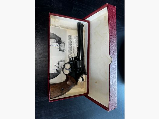 NUOVO | Revolver Korth KK con regolazione del grilletto per cacciatori tiratori sportivi in confezione originale