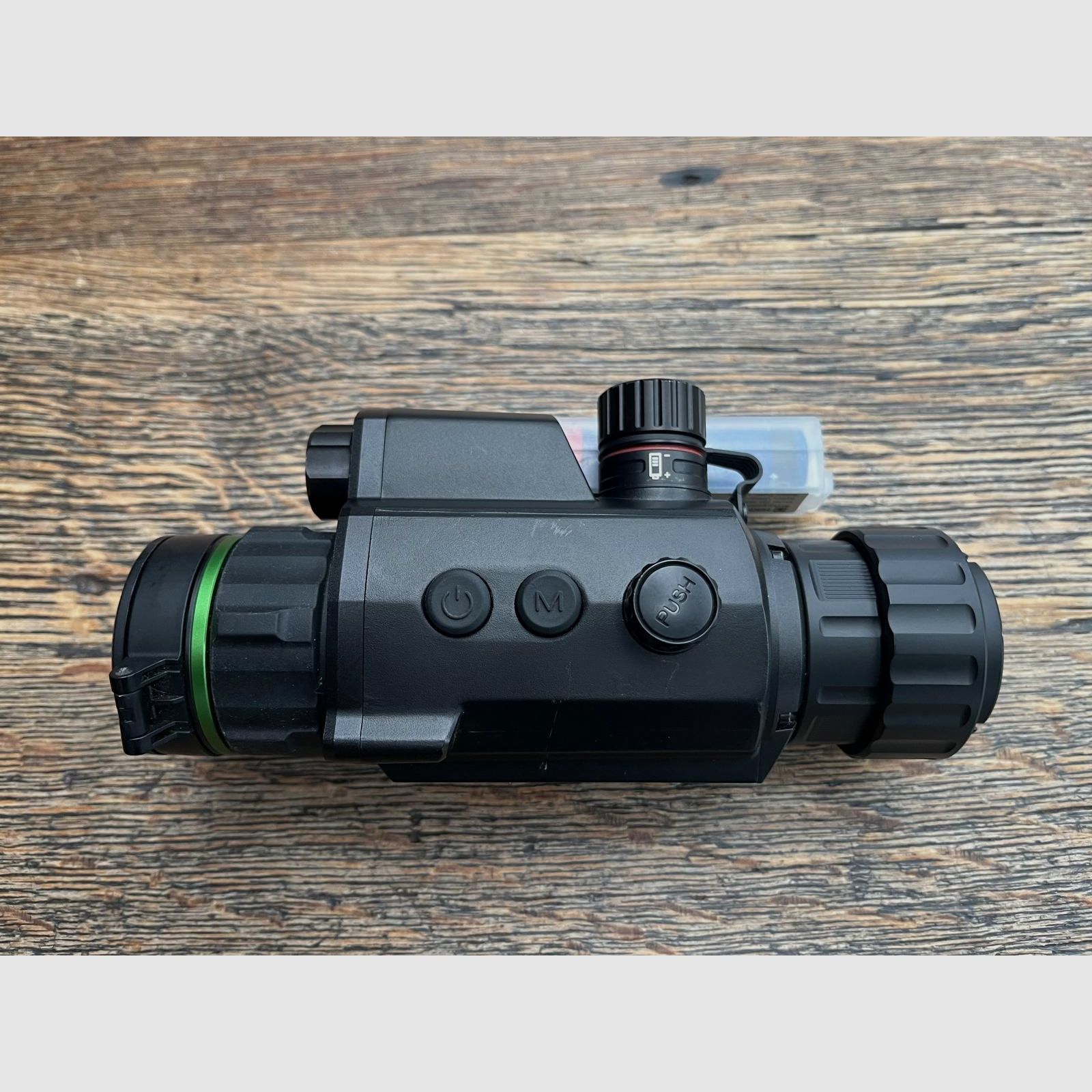 Dispositivo de visión nocturna digital HIKMICRO Cheetah C32F 940nm