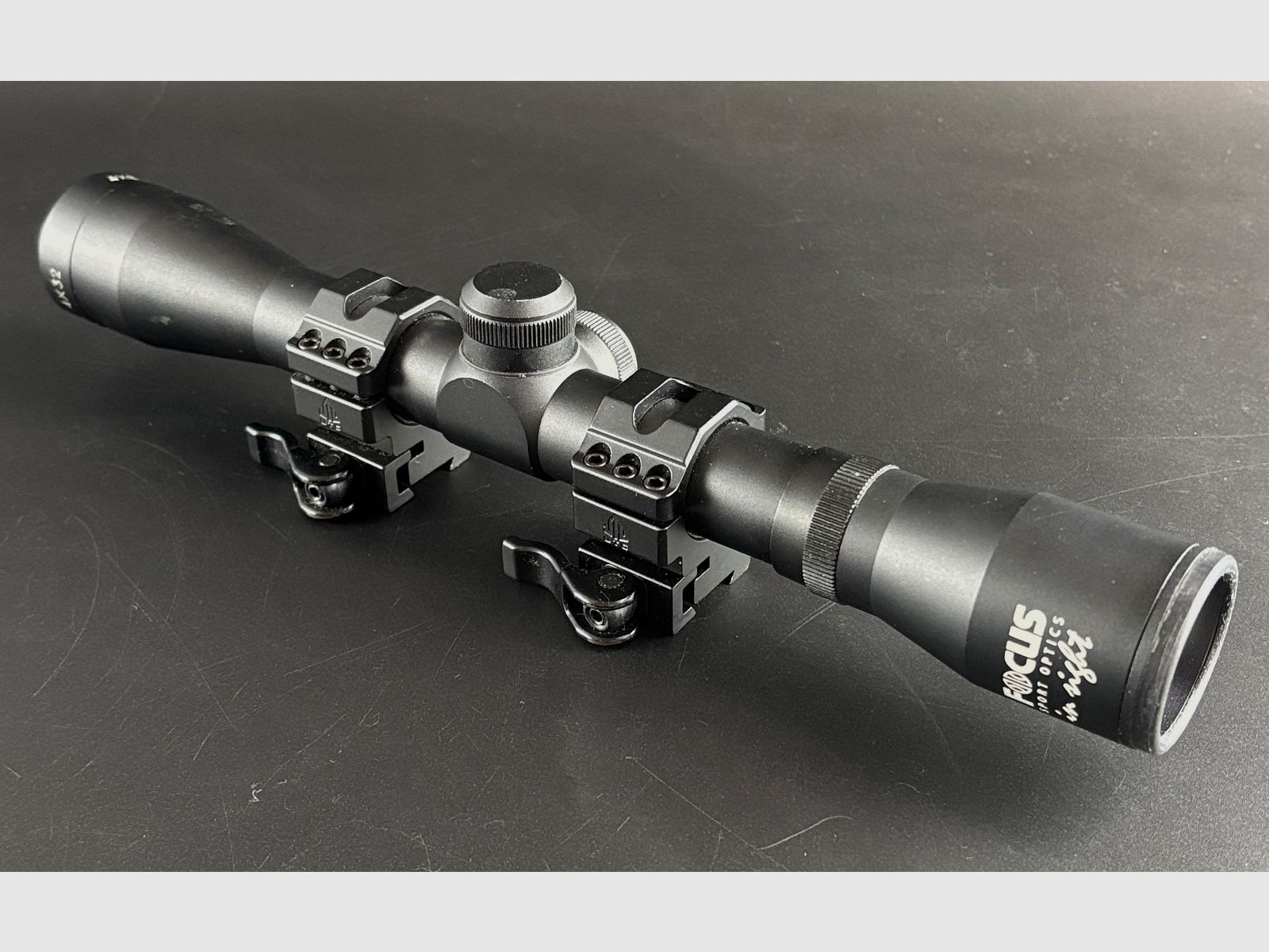 Aussteller FOCUS In Sight 4x32 1/4 MOA Absehen 4A 108160-2 Zielfernrohr