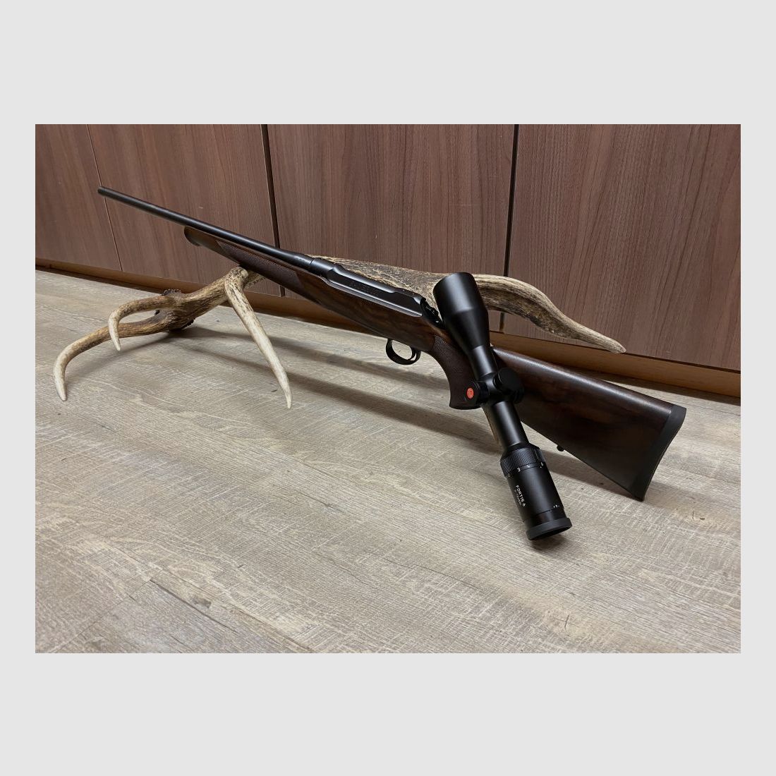 Sauer 101 Artemis, mit Leica Fortis 6 2-12x50 i, inkl. Gewinde