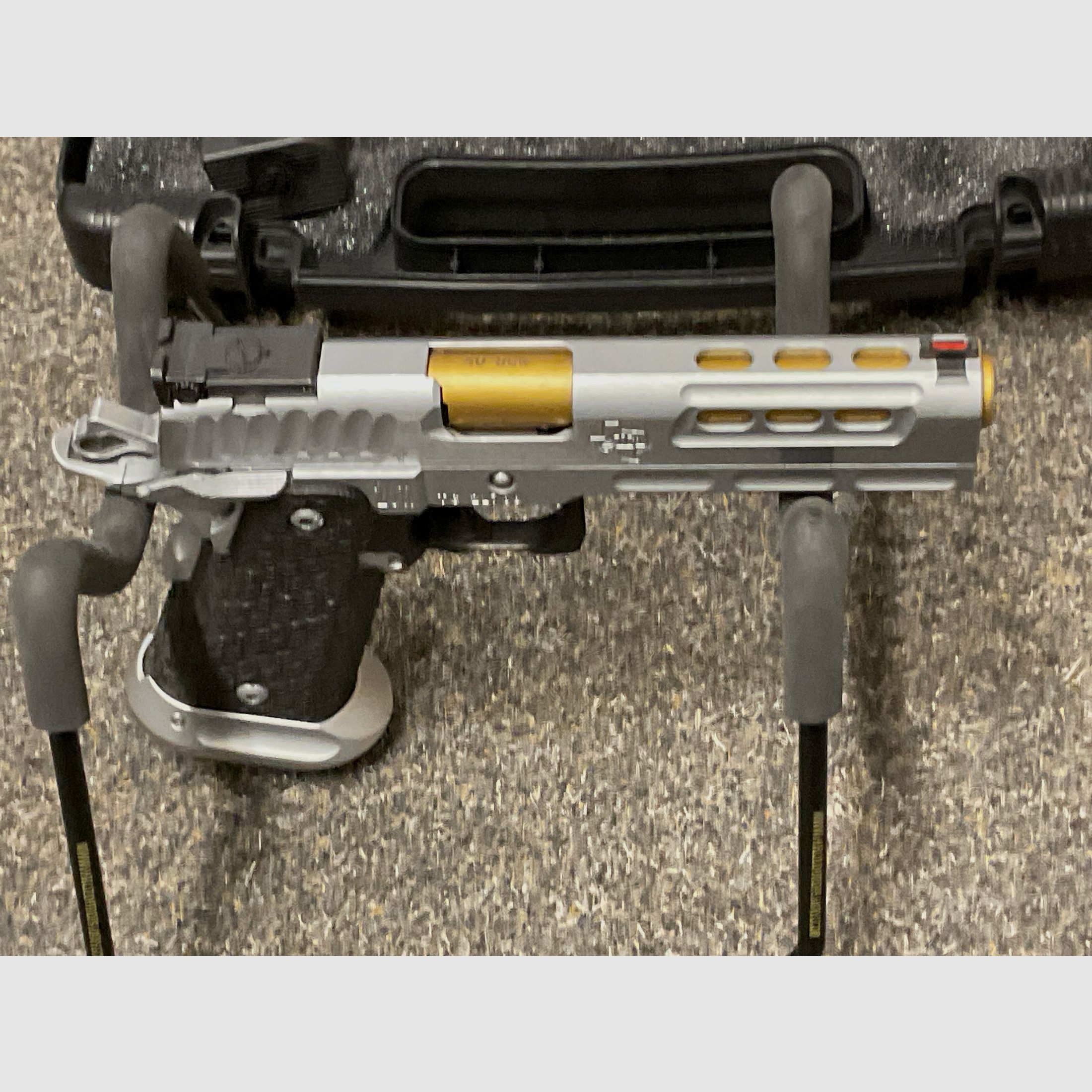 STI 2011 DVC Limited 40S&W