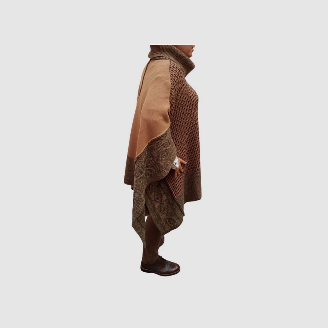Damenponcho Strick mit Bordüre, Bild 1 von 2