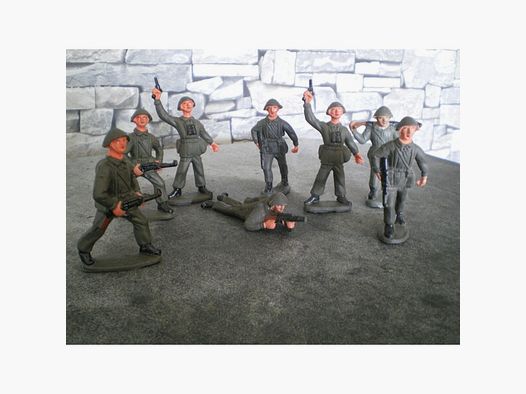 NVA Spielzeug Soldaten