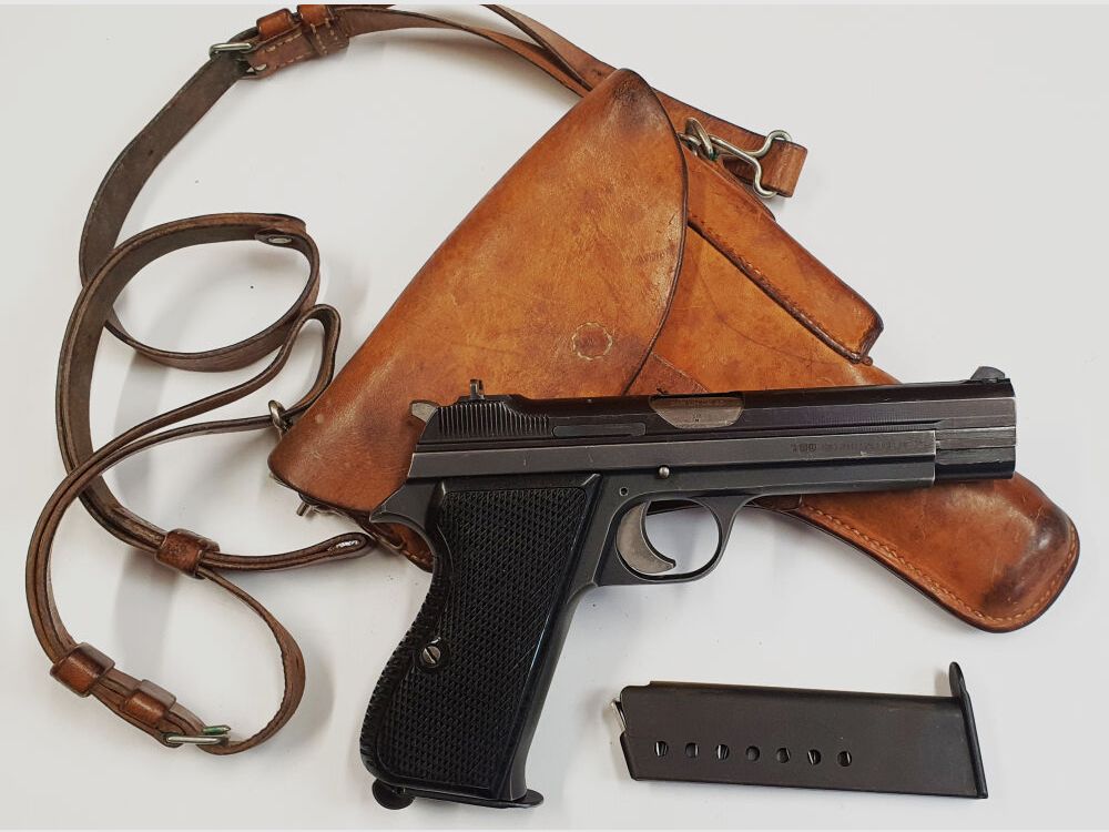 SIG Pistole SIG P210-2 im Kaliber 9mm Luger (9x19) Inkl. Holster und Reservemagazin,MADE IN SWITZERLAND