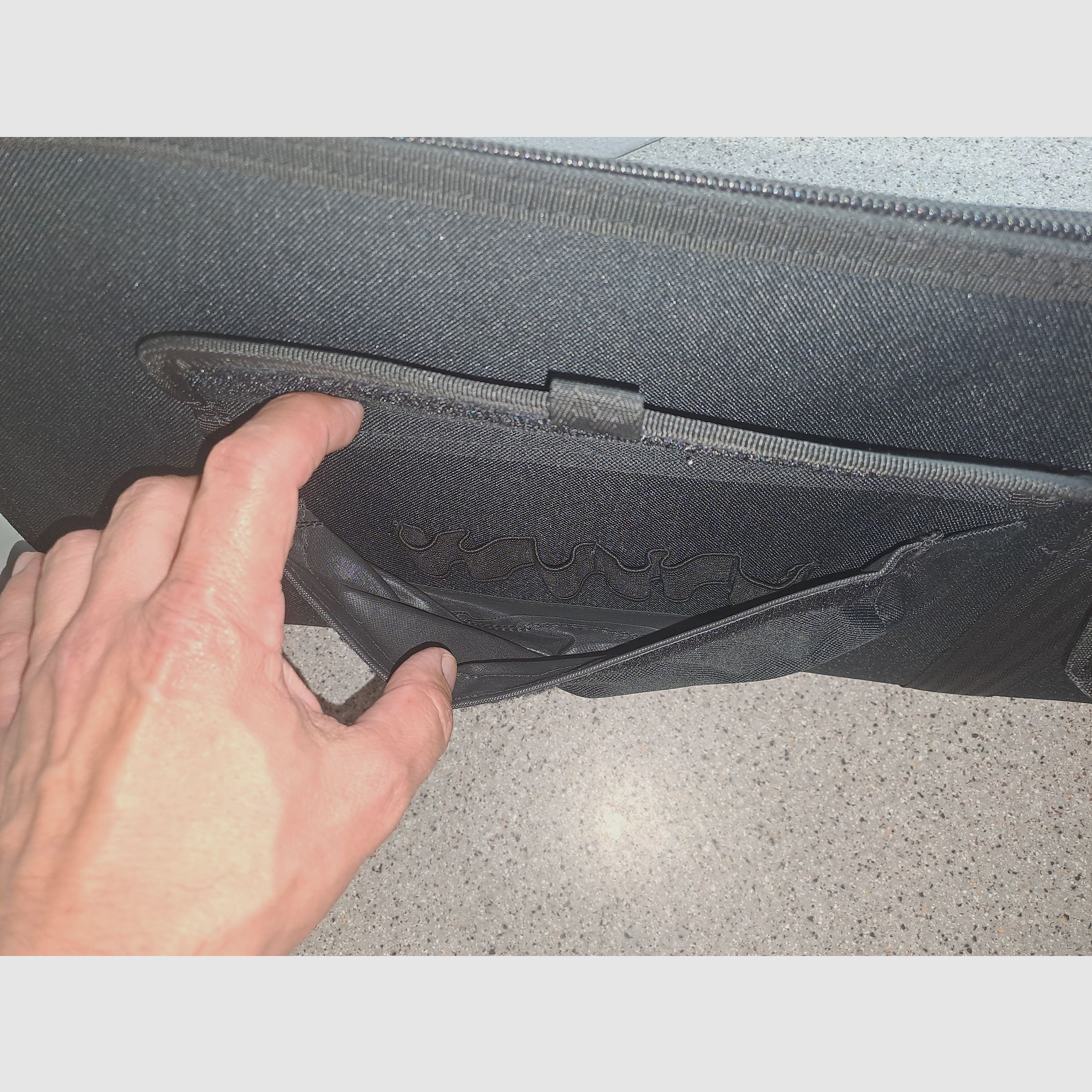 AKAH Neues Langwaffenfuteral unbenutzt 130cm für LW mit ZF