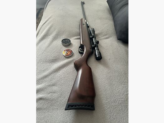 Hämmerli Hunter Force 600 4,5 MM mit Munition Und Zielfernrohr  VB