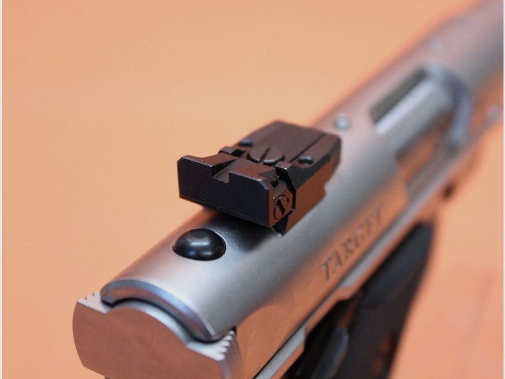 Pistolet Ruger Ha. .22lr Ruger MARK IV Target Acier inoxydable 5,5" Canon / Canon Bull (.22lfB/.22L.R. MK4)