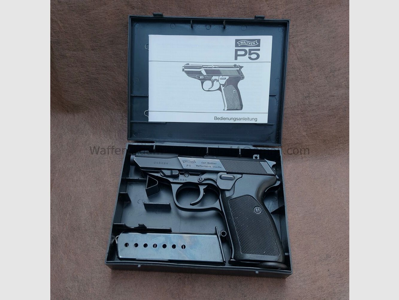Walther P5