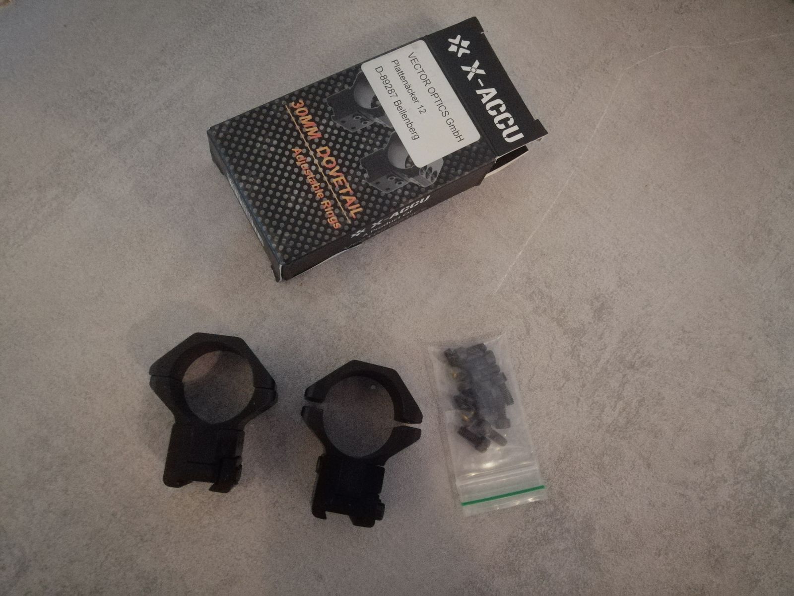 Victor Optics Veyron 3-12x44 Zielfernrohr mit verstellbaren Montagen