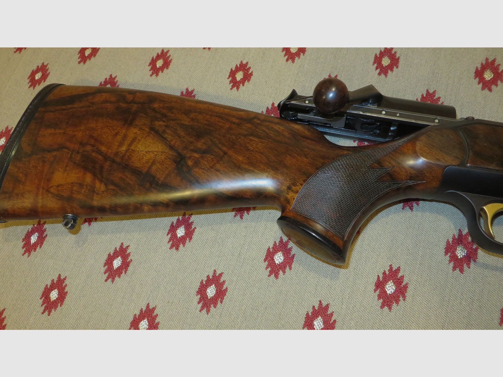 Blaser R93 Attache Holzklasse 7 z lufcami w kalibrze 6,5x57 i wymiennym lufą 30.06