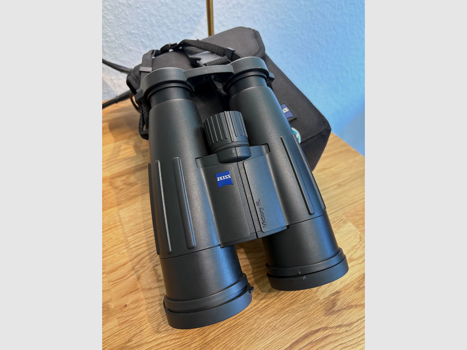 Fernglas Zeiss Victory 10x56 T* FL 