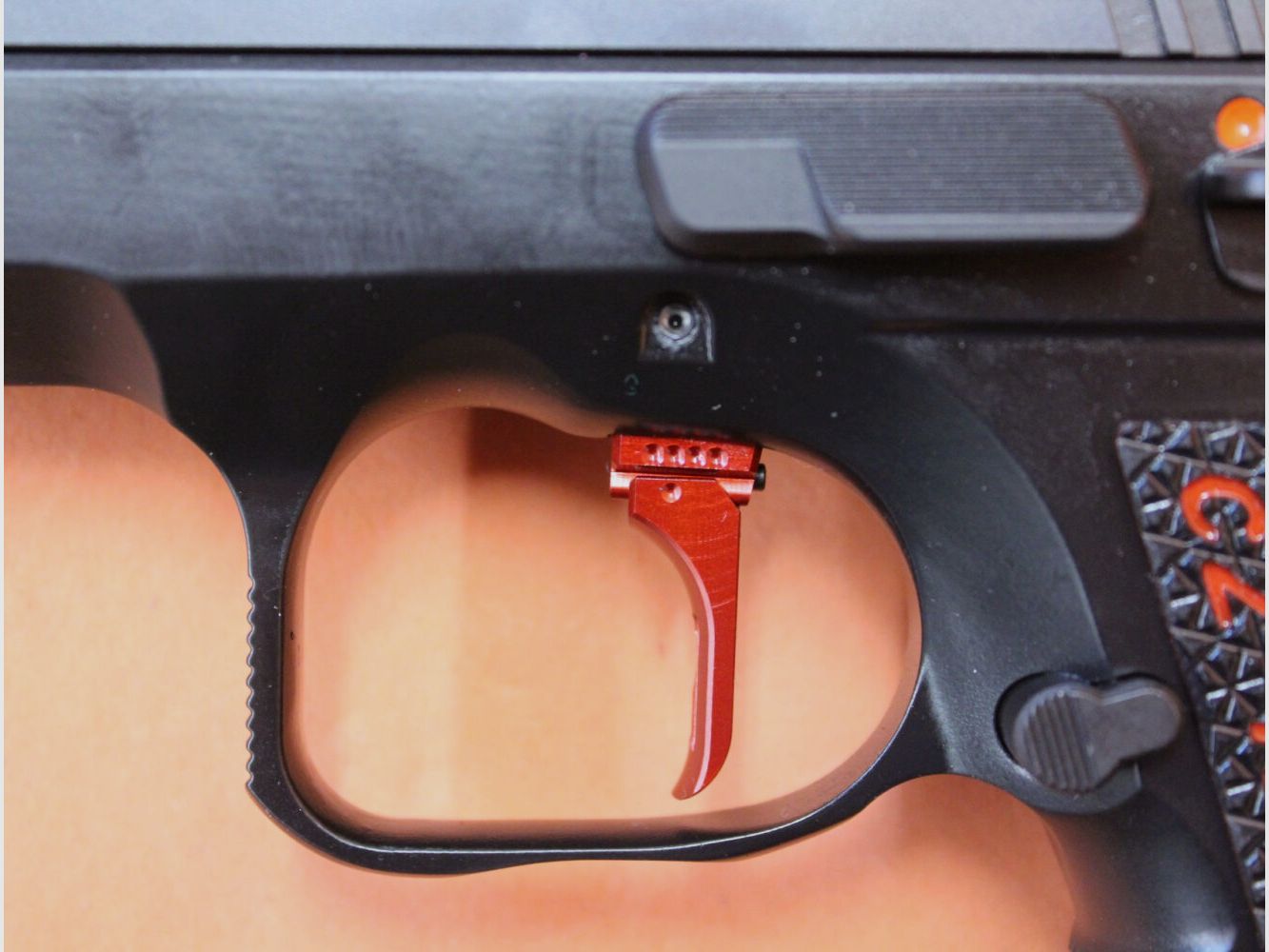 CZUB Ha.Pistole 9mmLuger CZUB CZ SHADOW2 TARGET 6" SA-Abzug/ 153mm Lauf/ 3 Magazine CZ 75 (9mmPara/9x19)