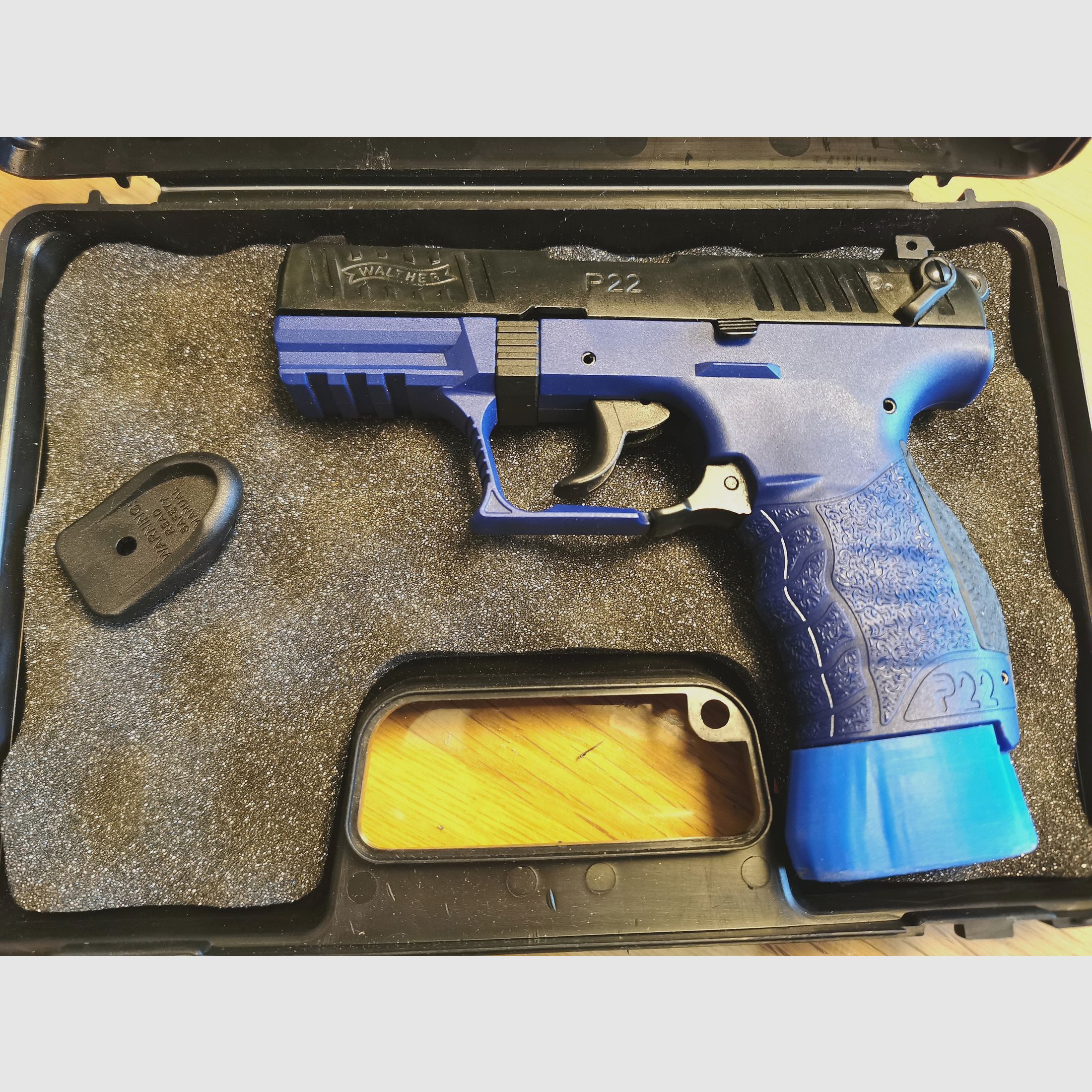 Reserviert! Walther P22 9mm P.A.K. Frei ab 18 Jahre guter Zustand  PTB 778 , Blue Star schon lange Ausverkauft !