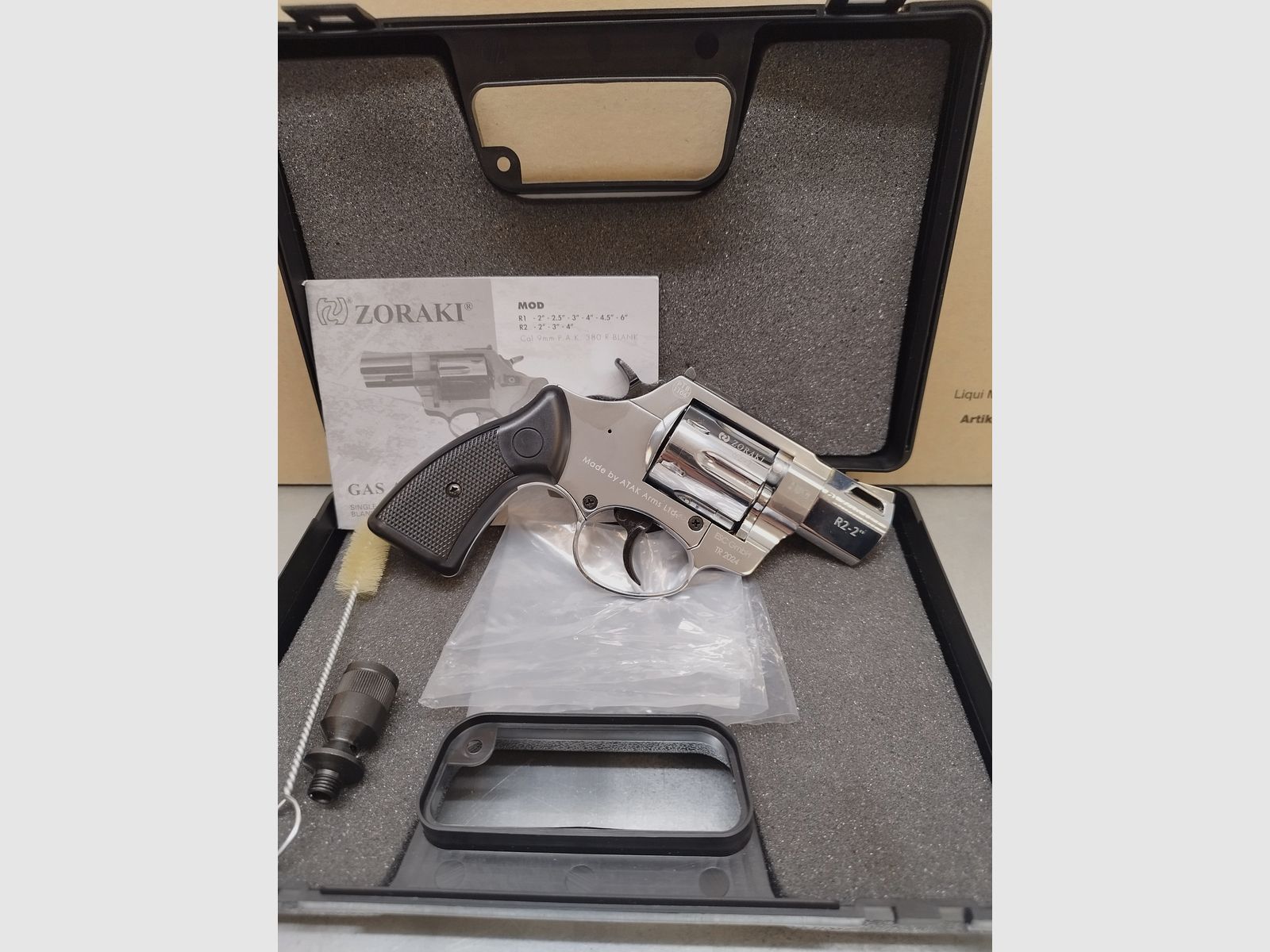 Zoraki R2 Blank firing revolver 2" 9 mm RK Shiny Chrome. !!!Like new!!!