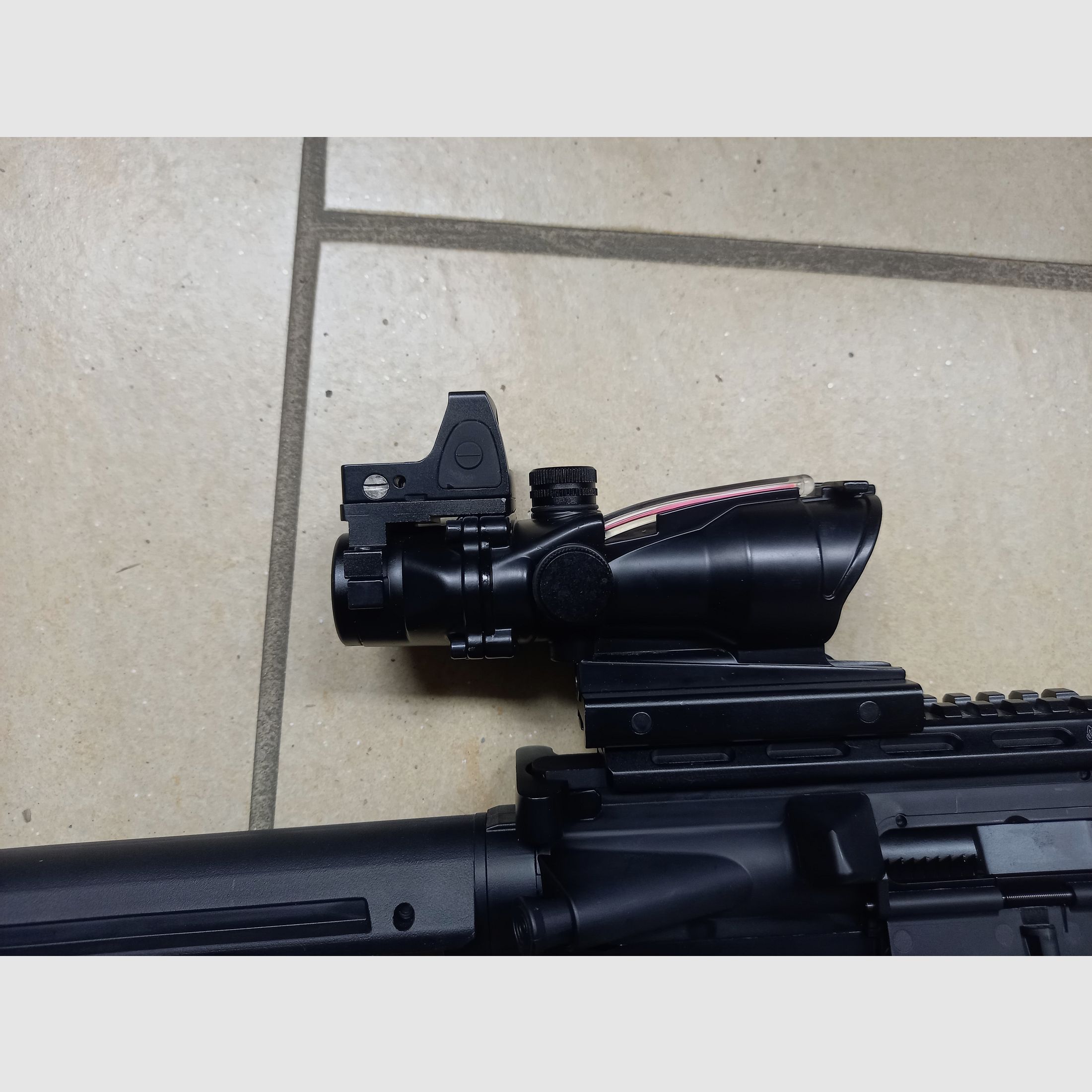 Crosman SBR - 4,5 mm staal BB Co2-geweer