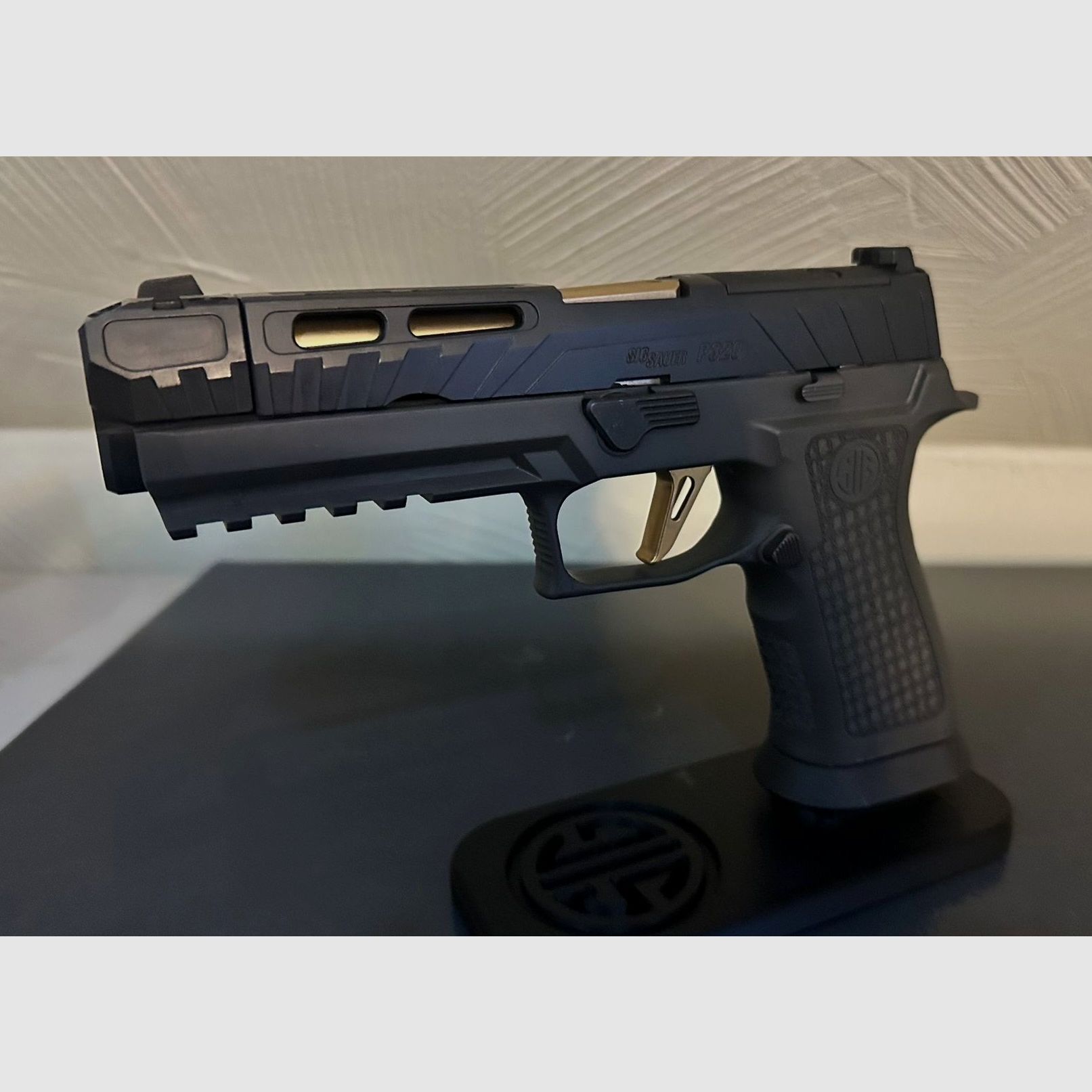 Sig Sauer P320 Spectre Comp