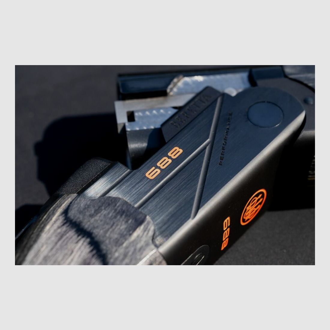 BERETTA BERETTA 688 PERFORMANCE BLACK Sporting AS B-FAST 12/76 OCHPe LL76