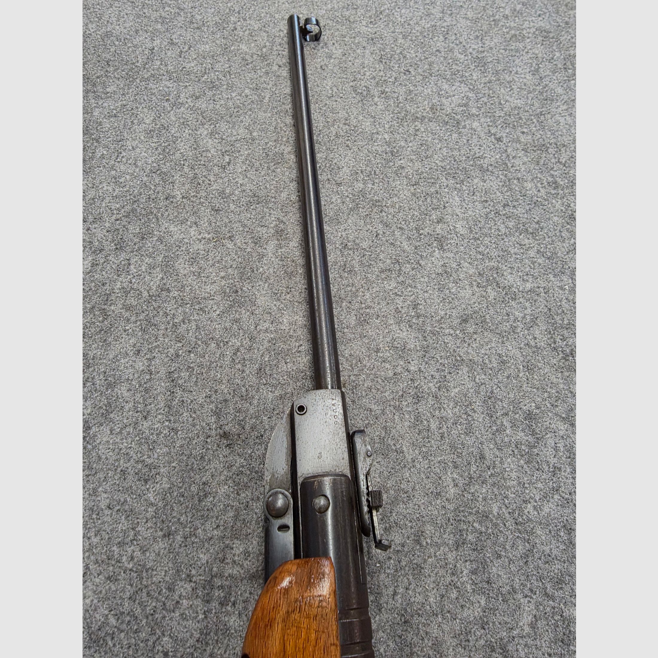 Haenel Mod. 303 Kal. 4,5mm Diabolo Knicker