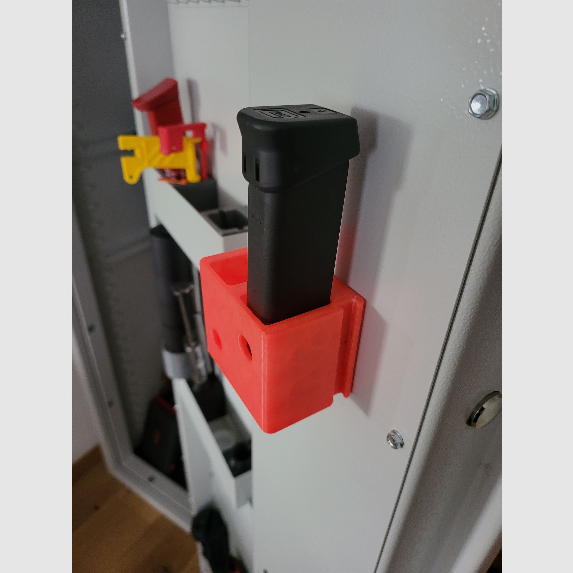 2x MAGAZIN Kurzwaffe Pistole Universal Halter universal Waffenschrank Organizer Magnet rutschfest