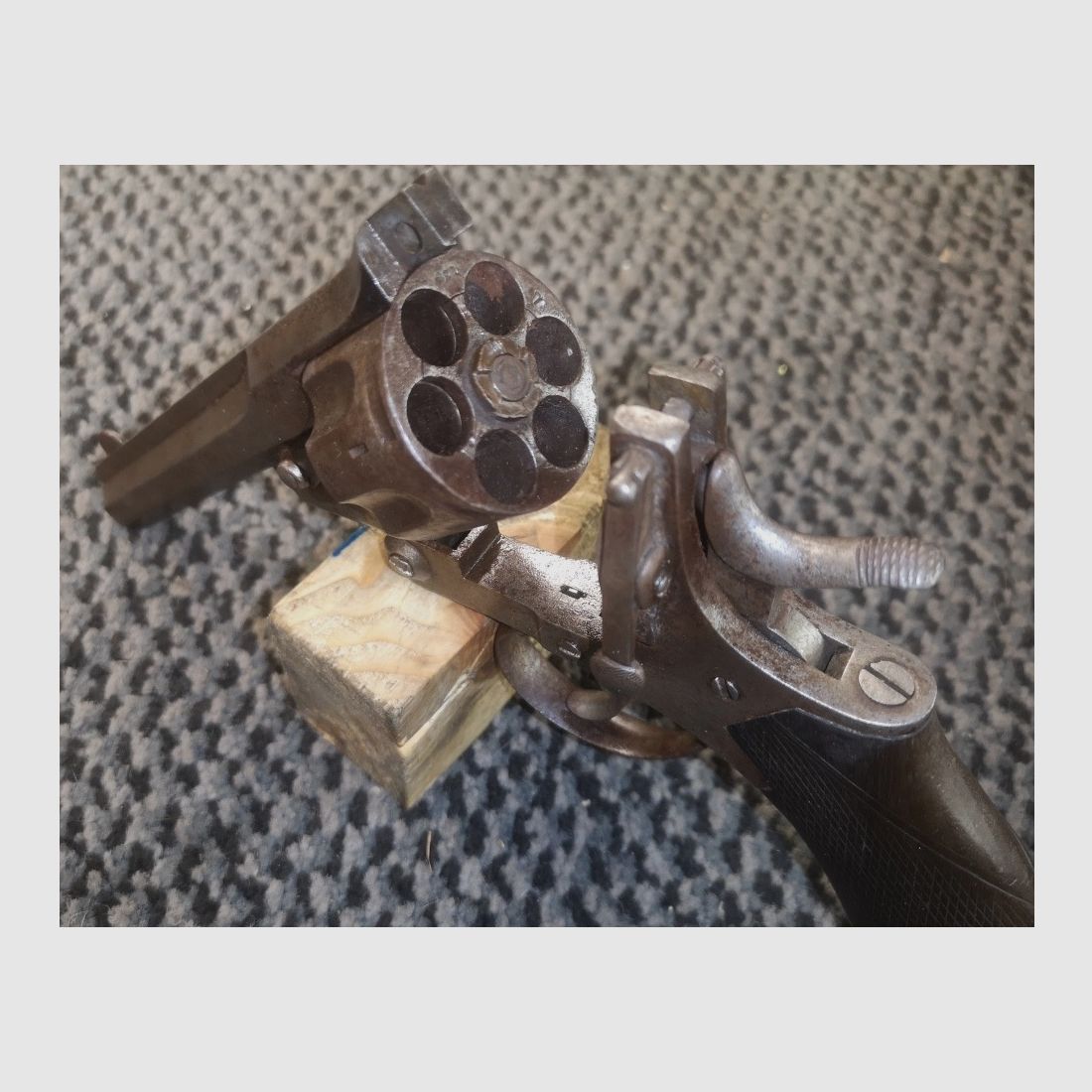 Revolver Webley Hollis & Sons