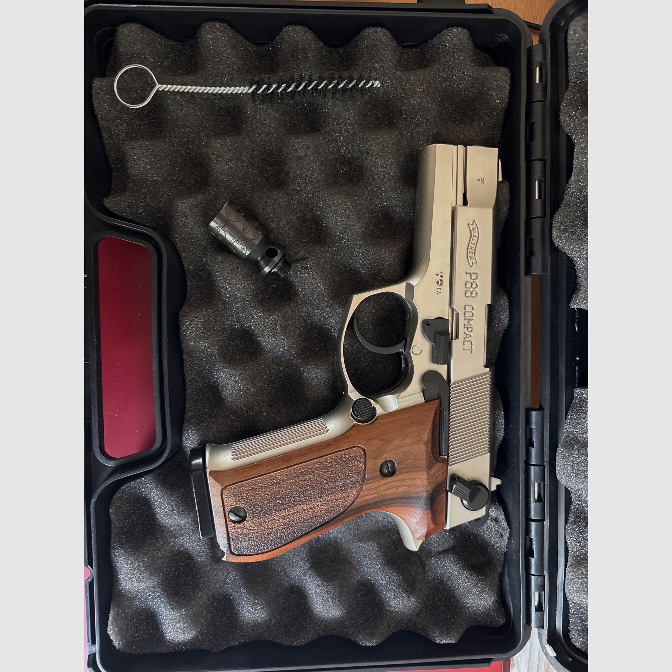 blank-firing pistol, image 1 sur 7