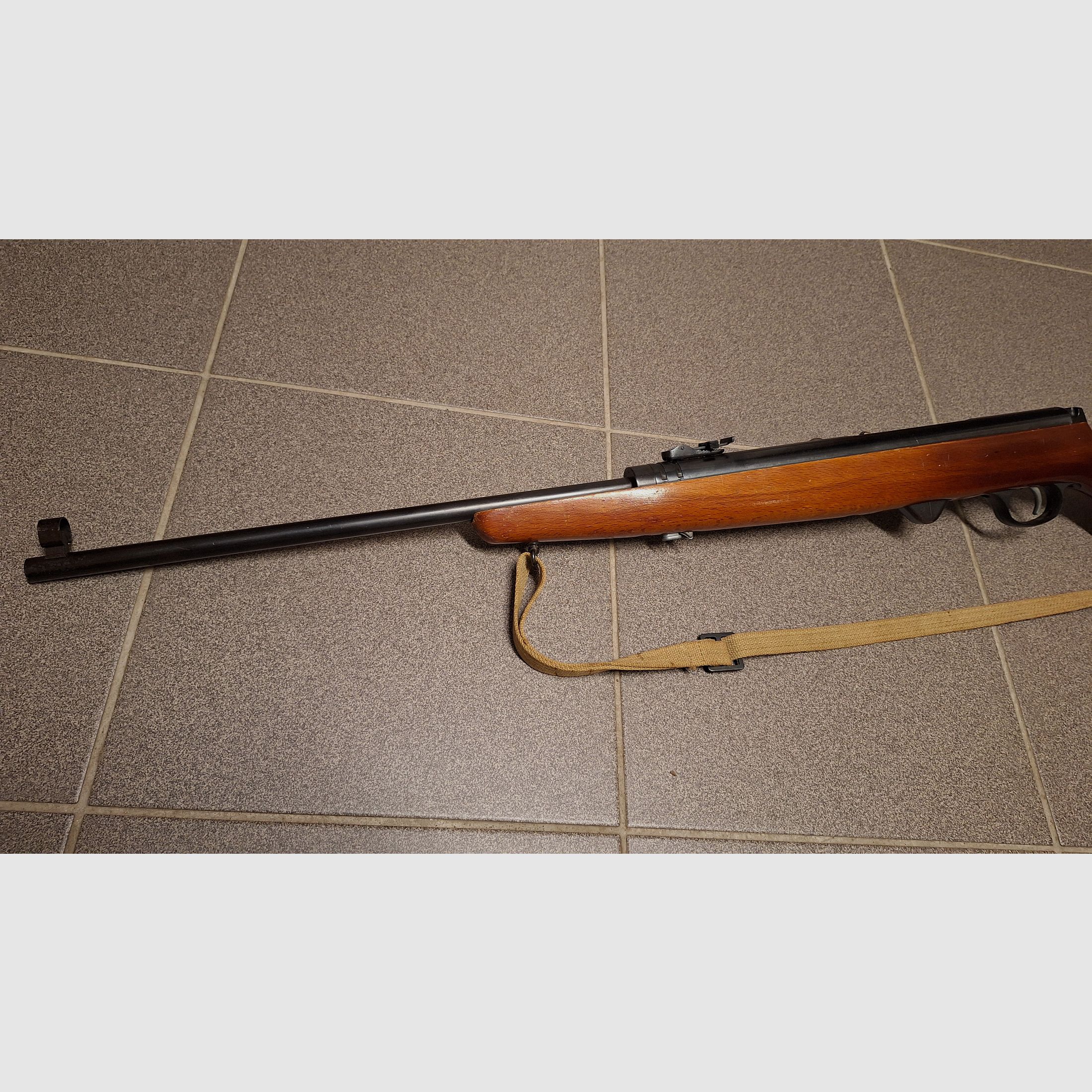 Haenel Suhl 310 GST Luftgewehr mit 2 Magazinen!