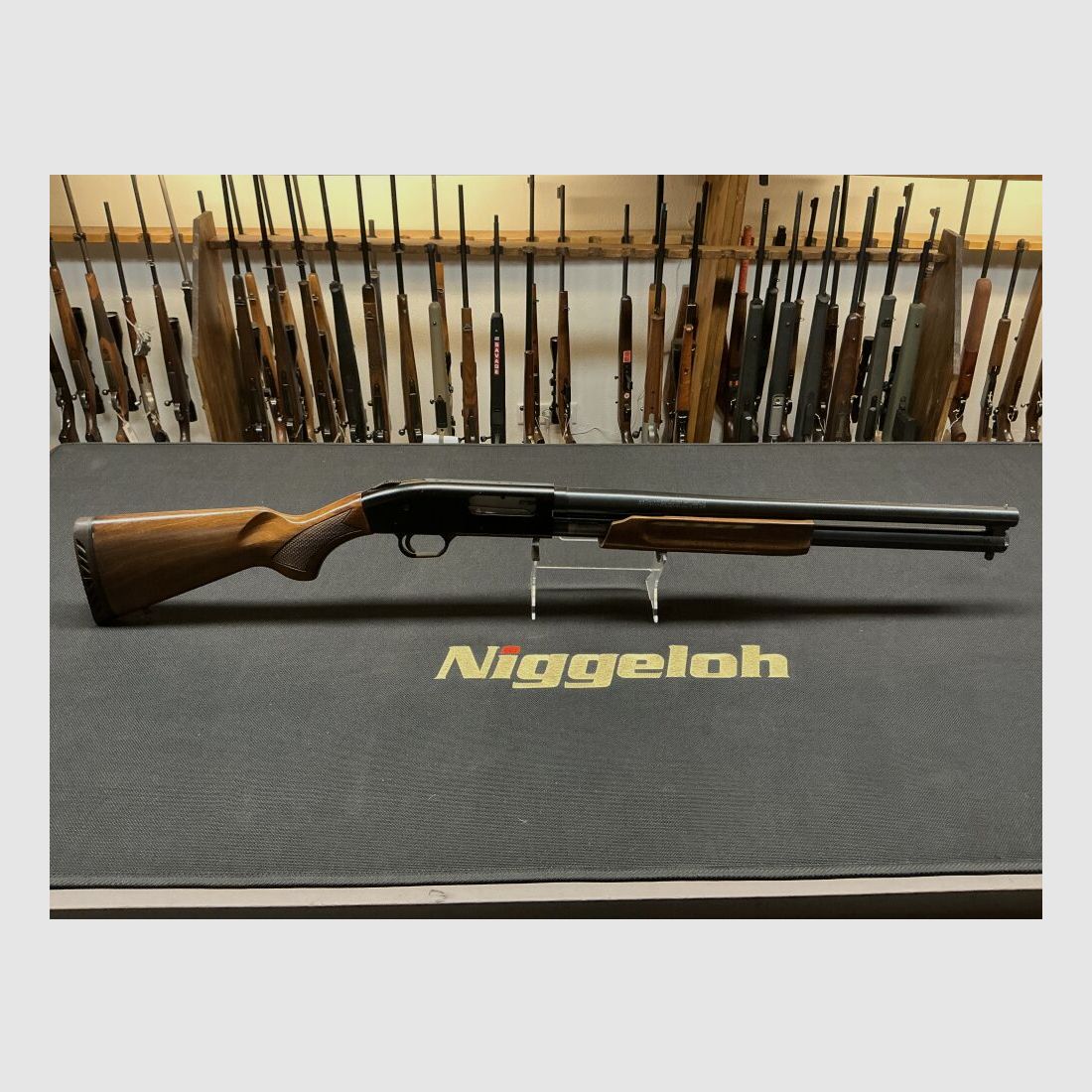 Mossberg zonder 12/76