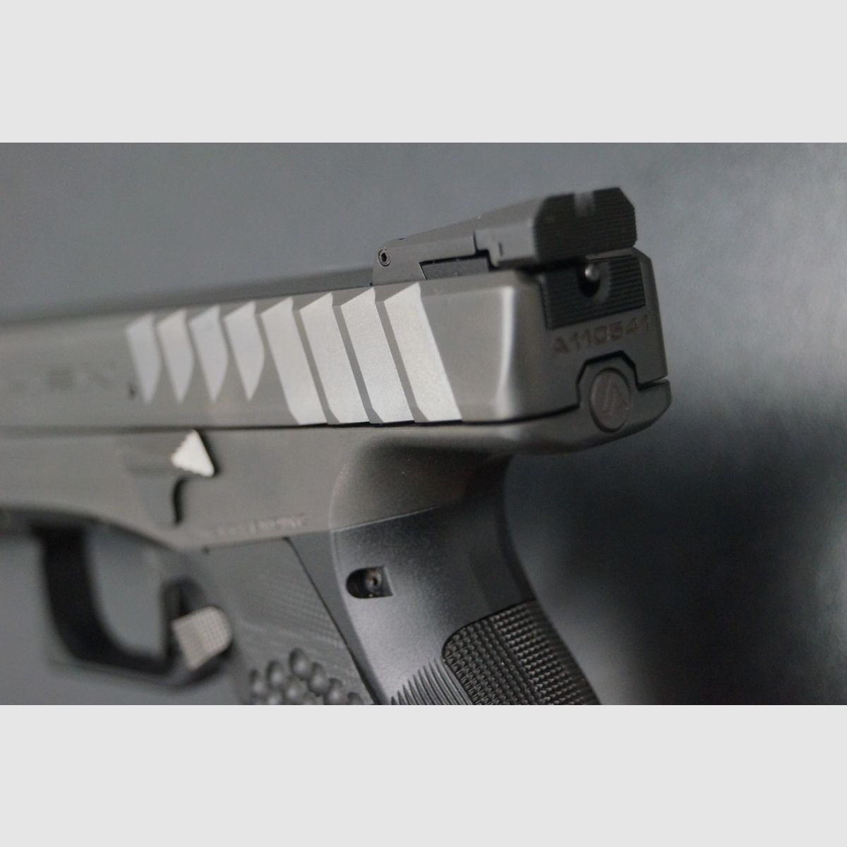 Laugo Arms Alien Standard Kit Black threaded mit Schalldämpfer, Bild 7 von 10