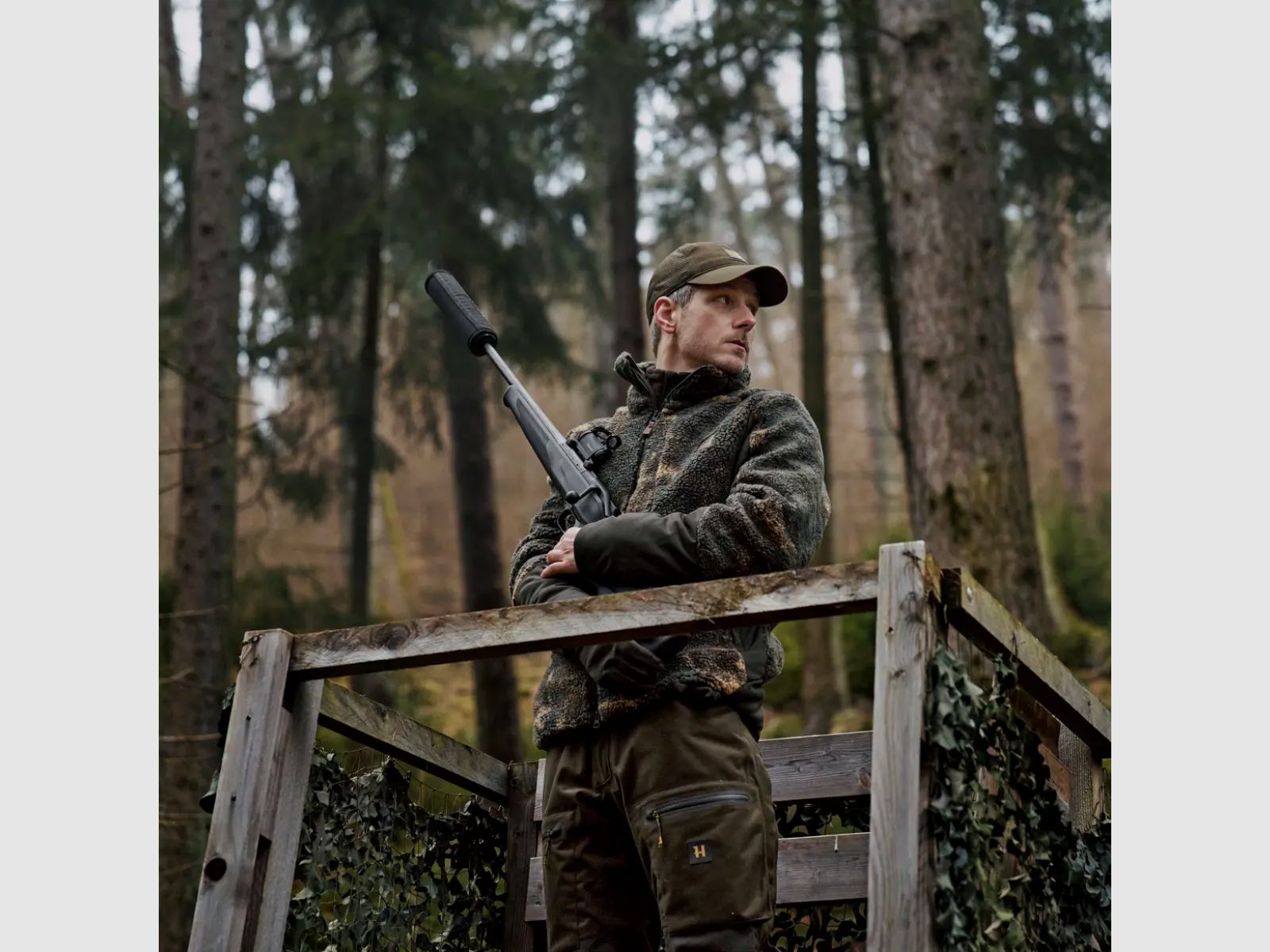 Chaqueta Härkila Tyst Camo Aislada