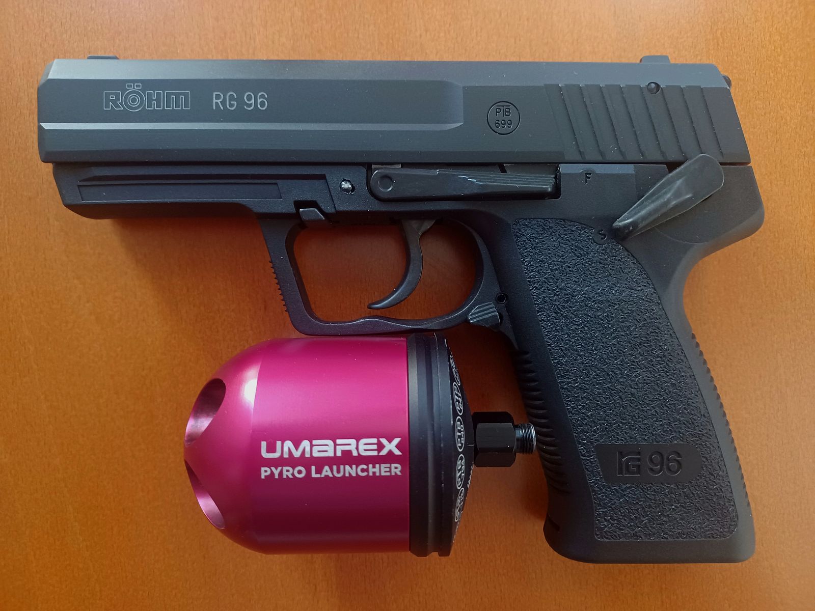 RÖHM RG96 cal. 9mm P.A.K., image 1 of 3