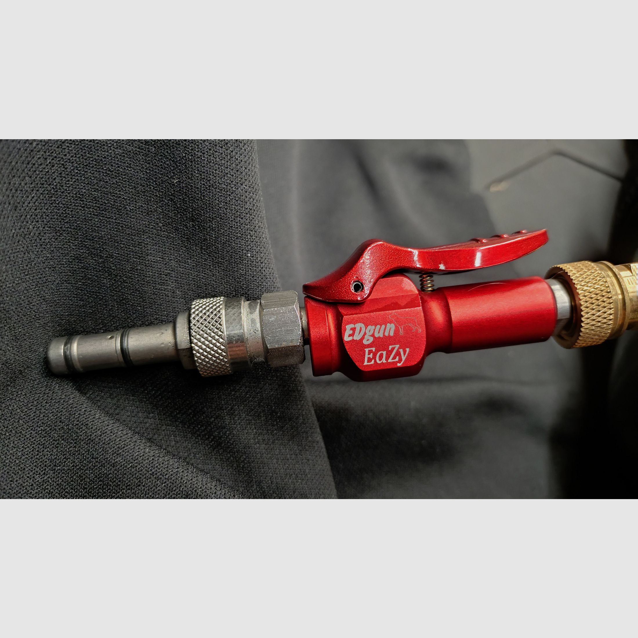 Botella de aire comprimido PCP Carbono 3,0 litros incl. Foster Quickfill "Edgun Eazyfill" y BestFittings correa portadora