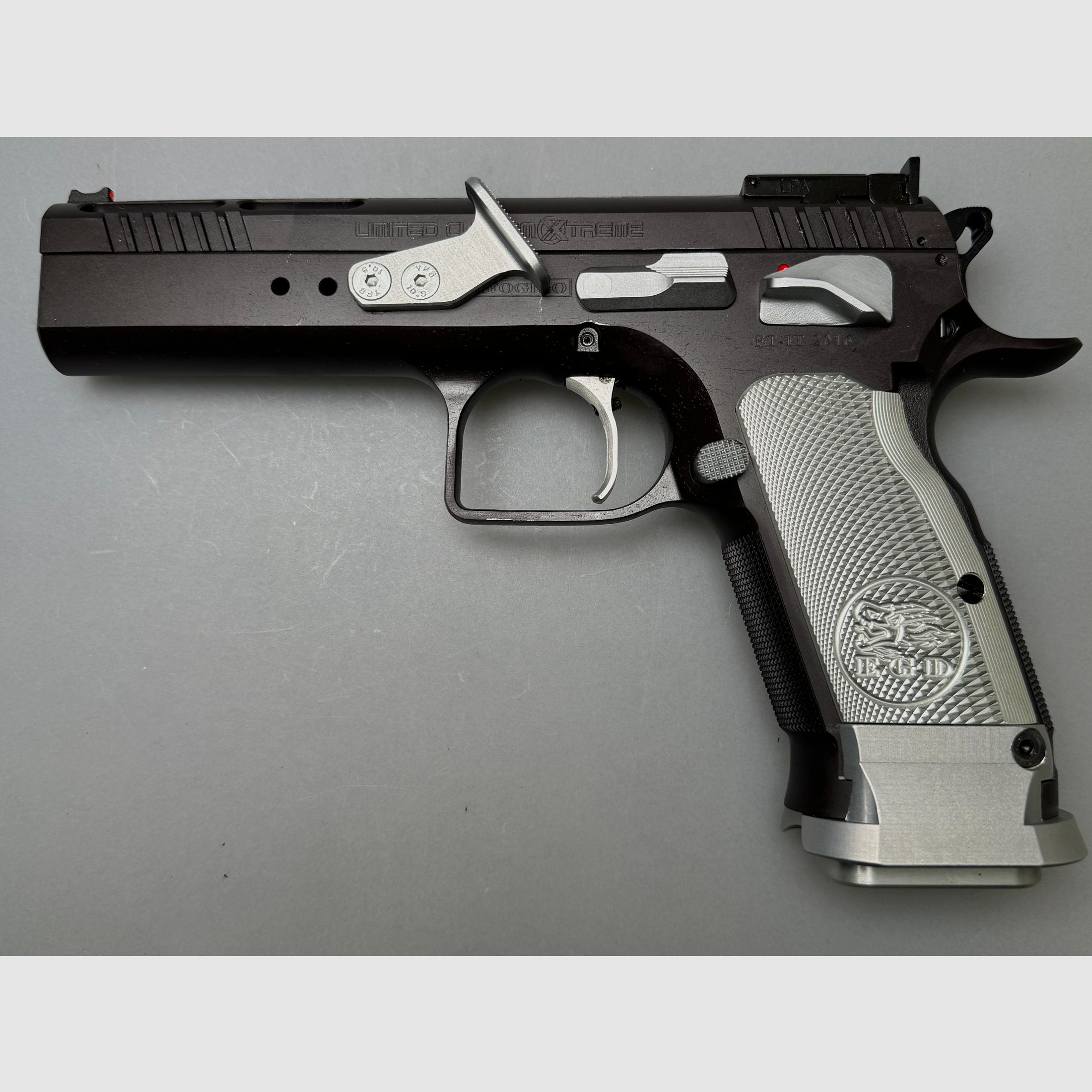 Pistole Tanfoglio Limitet Custom Extreme .40 S&W (Mod.2016), occasion, Bild 2 von 3