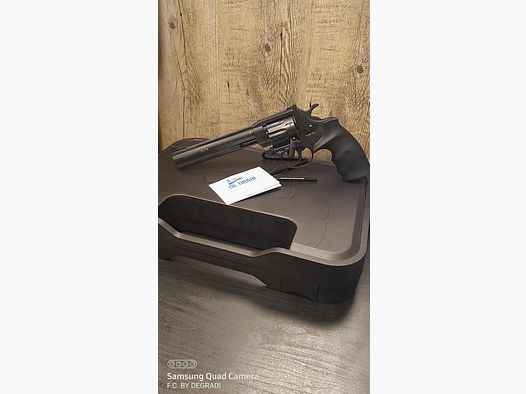REVOLVER ALFAPROJ Modell 261 22LR