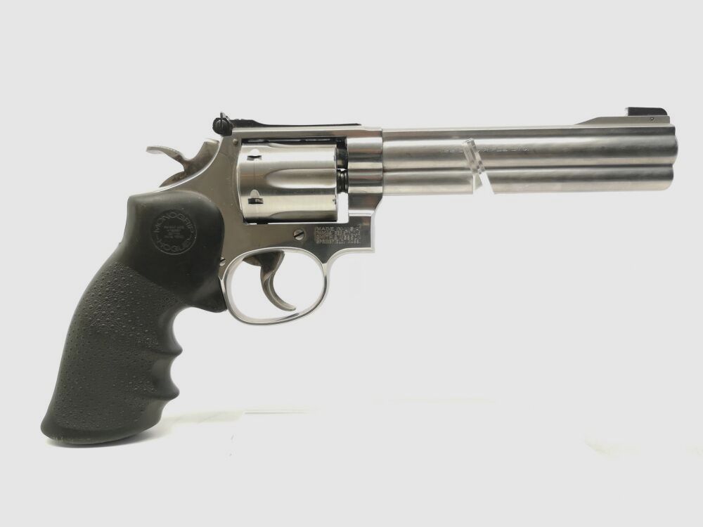 Smith & Wesson 617-1