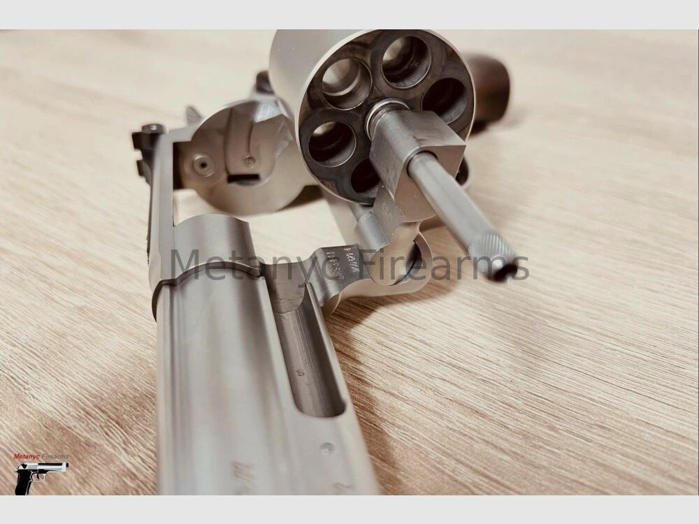 Smith & Wesson Classic Champion .44RemMag