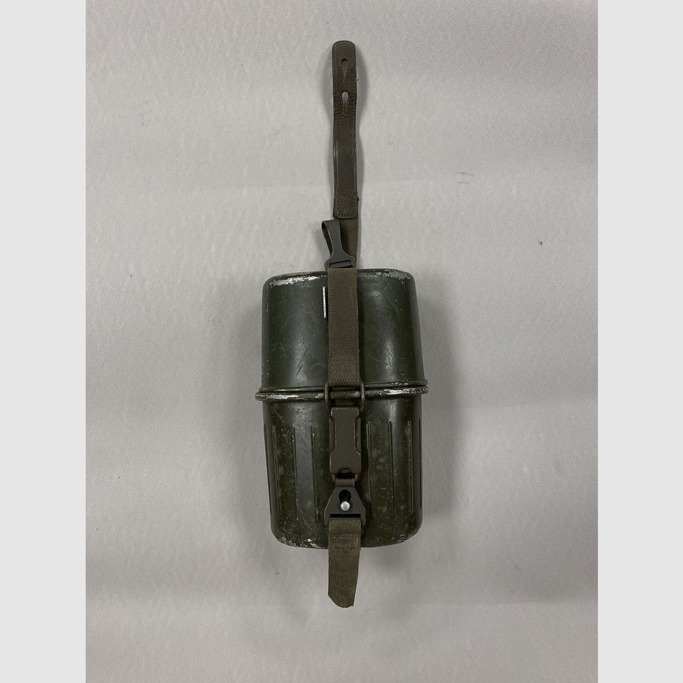 WATERFLES MET ORIGINELE MILITAIRE KOP, afbeelding 1 van 3